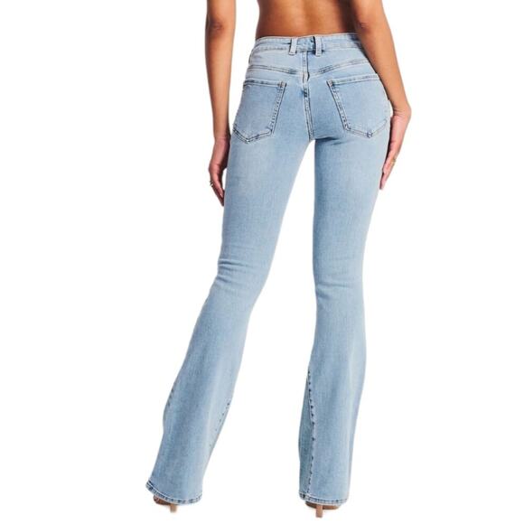 Ser.o.ya Demi Mid Rise Flare Jean in Coastline Light Wash Two Tone Denim - Picture 3 of 14